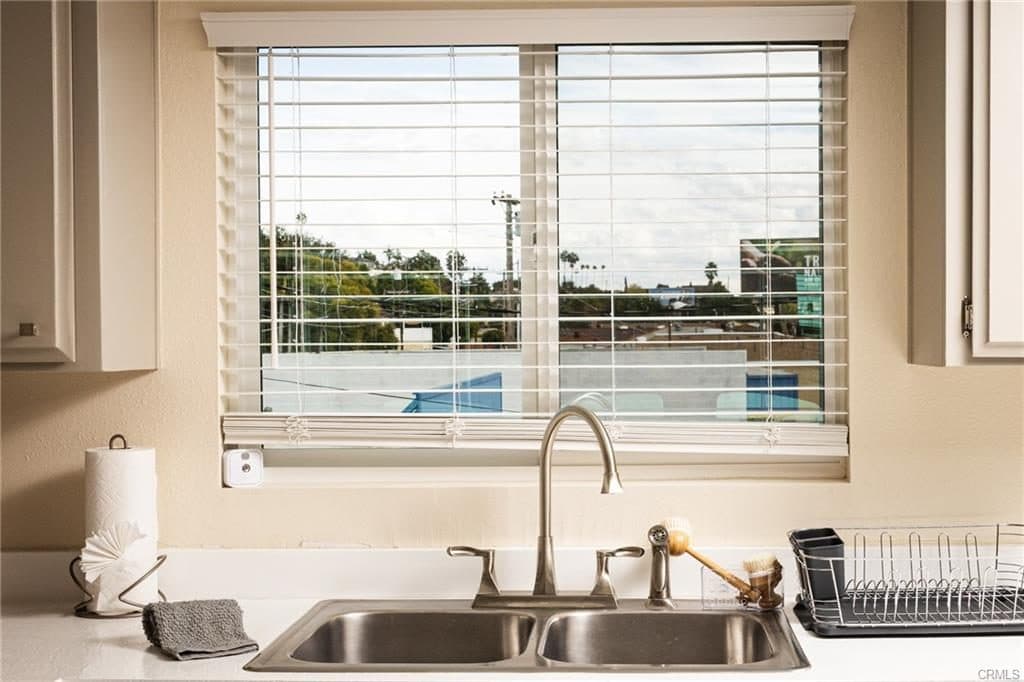 6238 University, San Diego, photo 11
