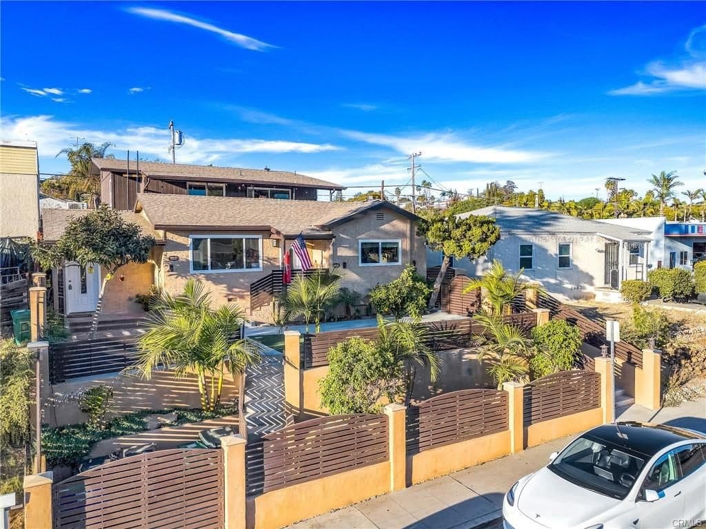6238 University, San Diego, photo 3
