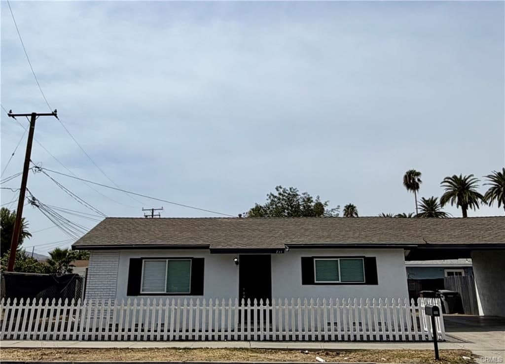 711 E Oakland, Hemet, photo 1