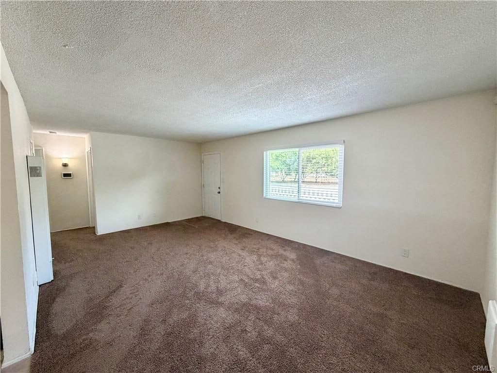 711 E Oakland, Hemet, photo 4